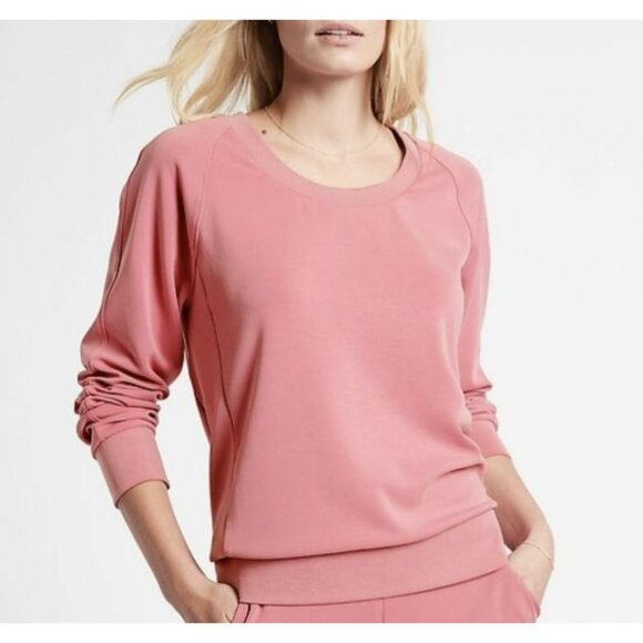 Athleta Womens Long Sleeve Seasoft Scoop Neck Top Size M Antique Rose - Picture 1 of 7